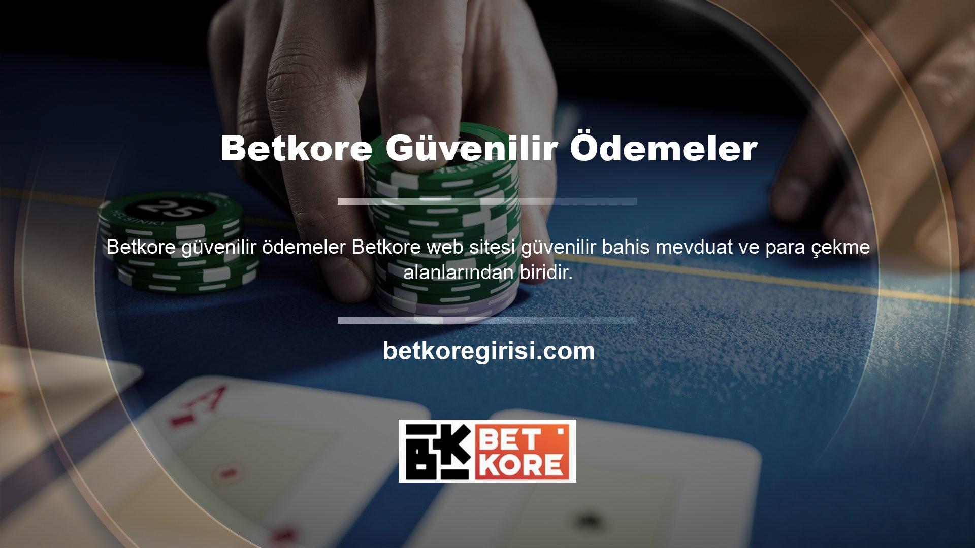 Bu nedenle, Betkore web sitesindeki mobil uygulamalar müşterilerin para oynamasına ve para yatırmasına izin verir